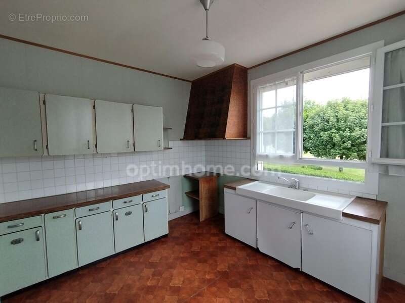 Maison à SAINT-ANGEAU