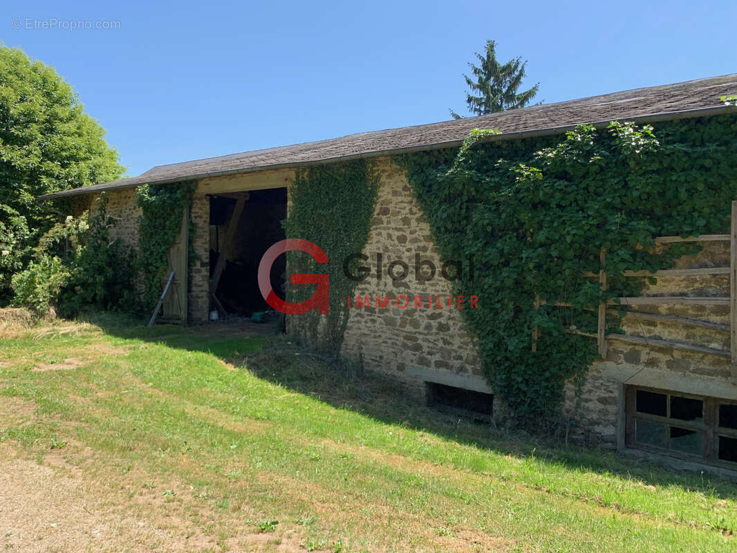 Maison à LA CROISILLE-SUR-BRIANCE
