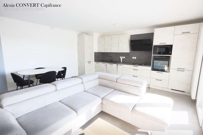 Appartement à BUELLAS