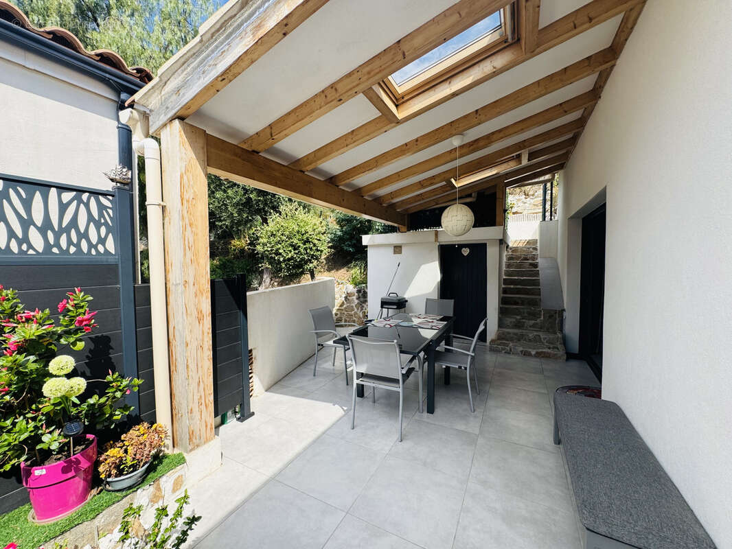Maison à BORMES-LES-MIMOSAS