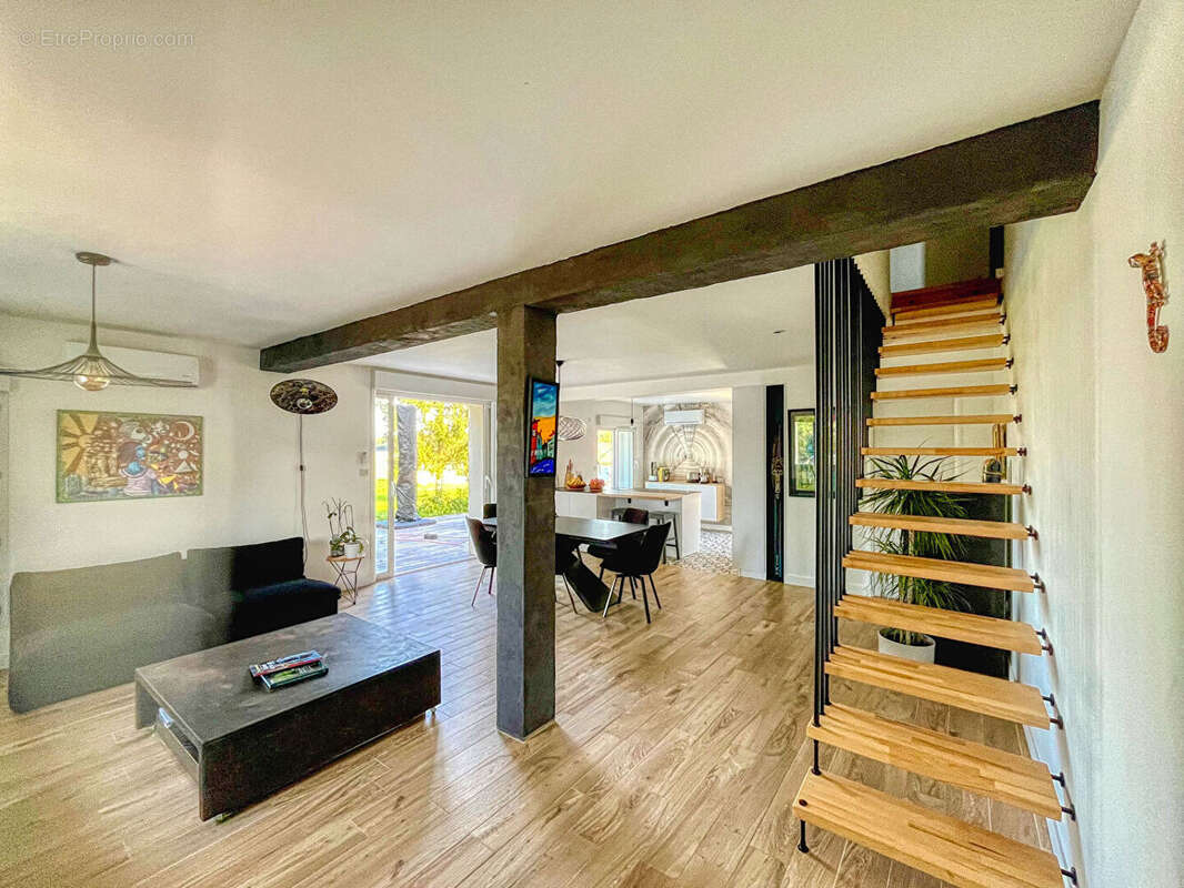 Maison à SAINT-SULPICE-DE-ROYAN