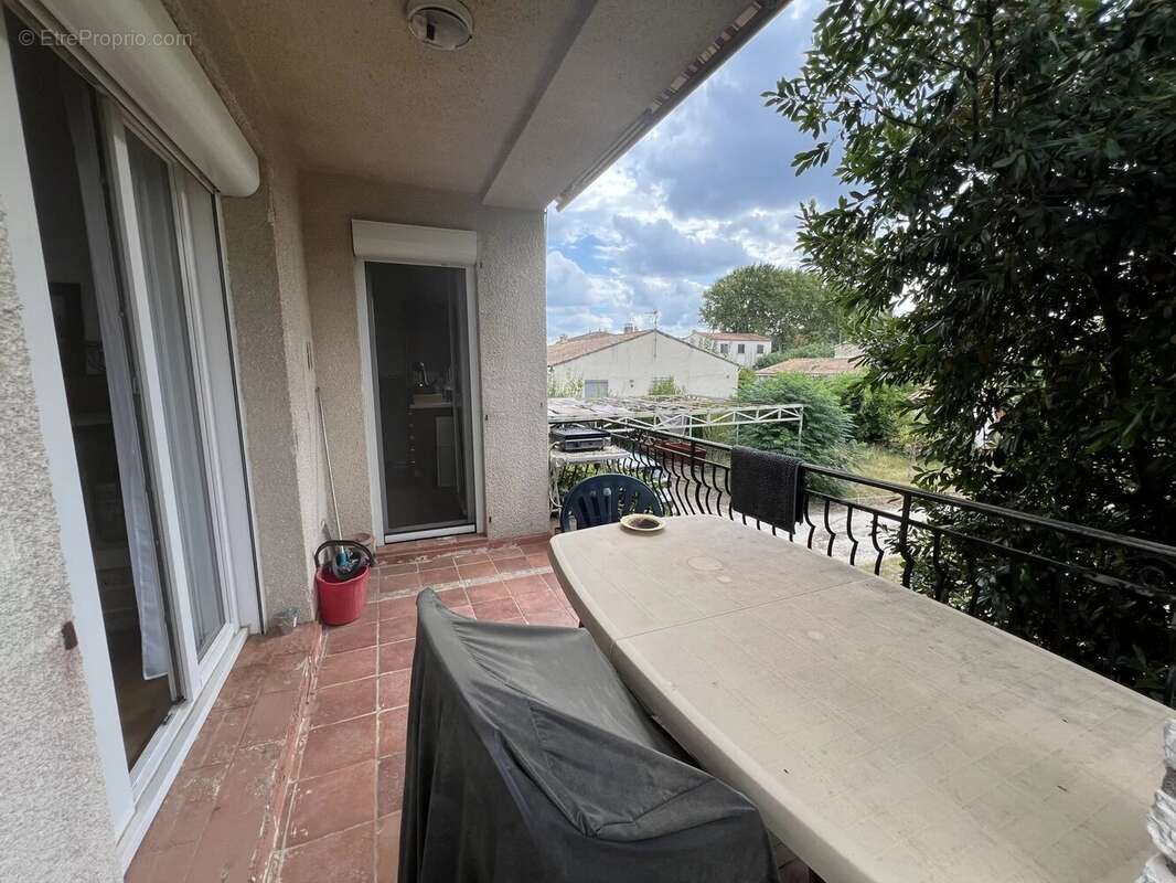 Maison à LA CALMETTE