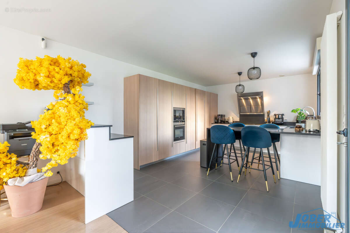 Maison à NOGENT-SUR-MARNE