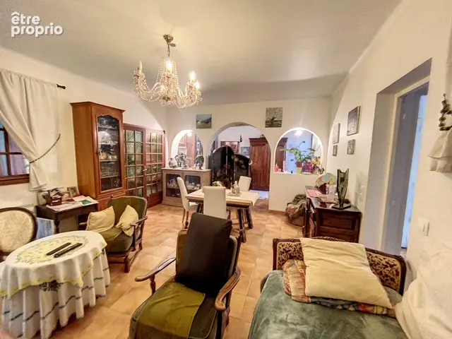 Local commercial avec appartement + maison d'habitation  168 m 2 plus 169.94 m² - photo 8