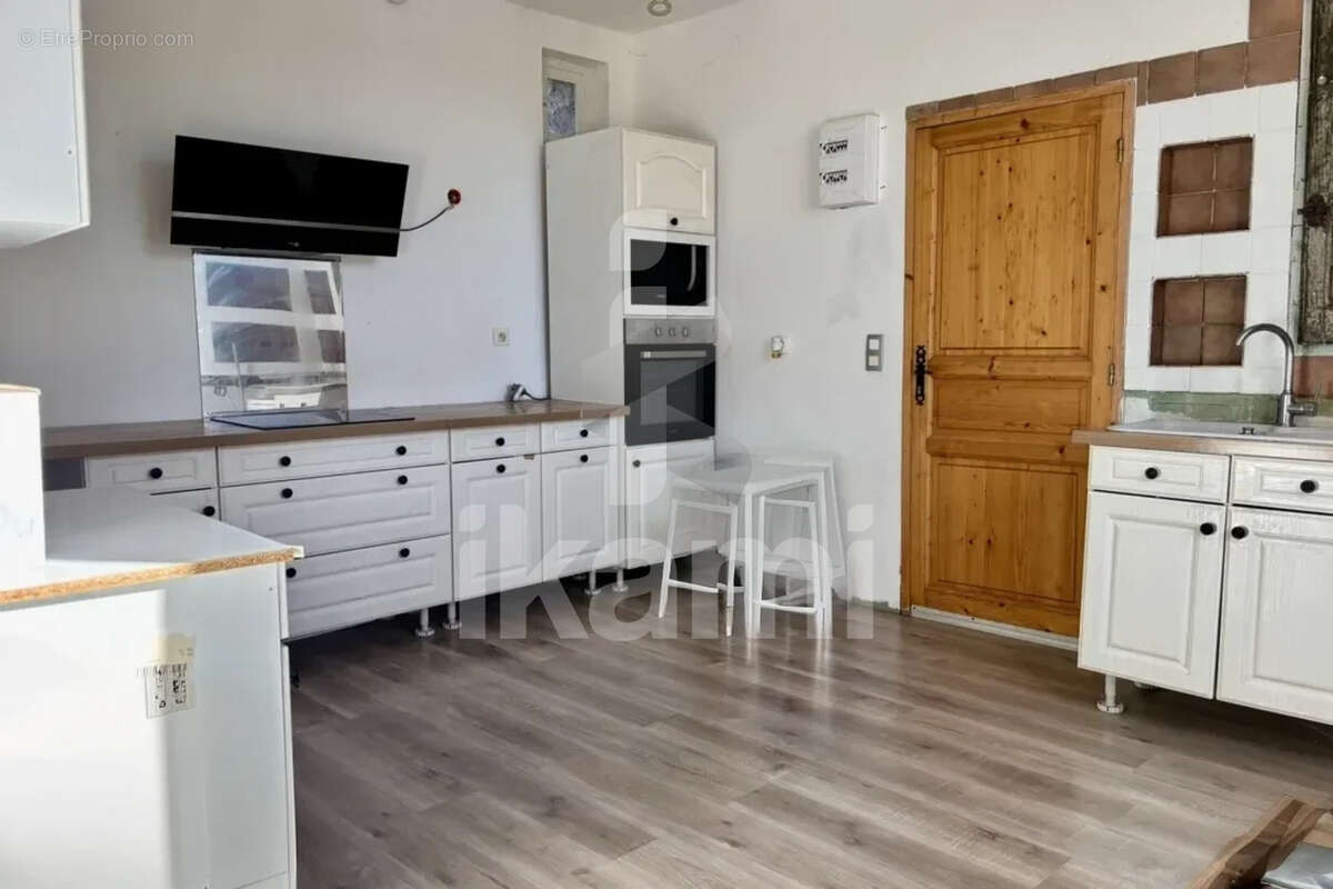 Appartement à SAINT-BAUZILLE-DE-PUTOIS