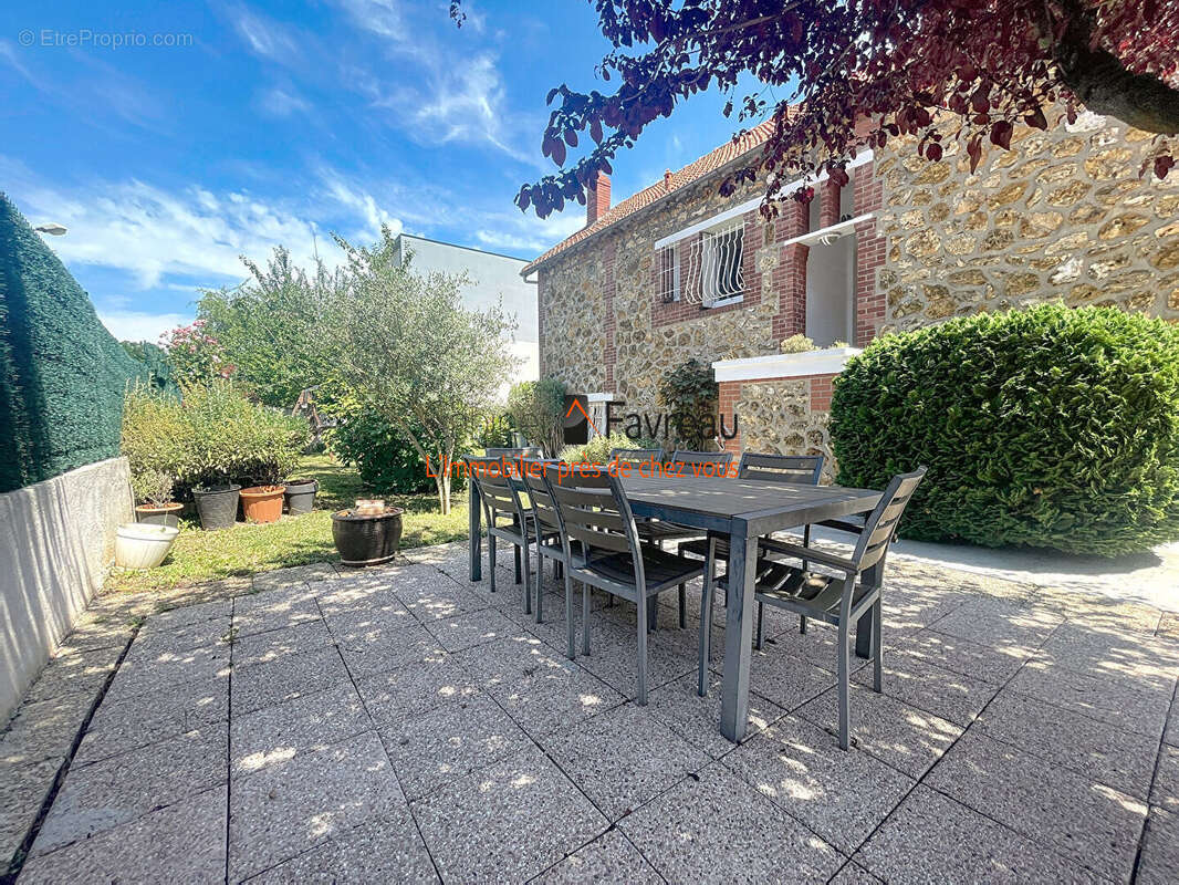 Maison à VITRY-SUR-SEINE