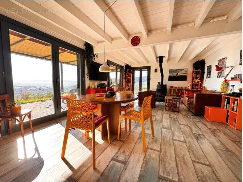 Maison à VIUZ-EN-SALLAZ