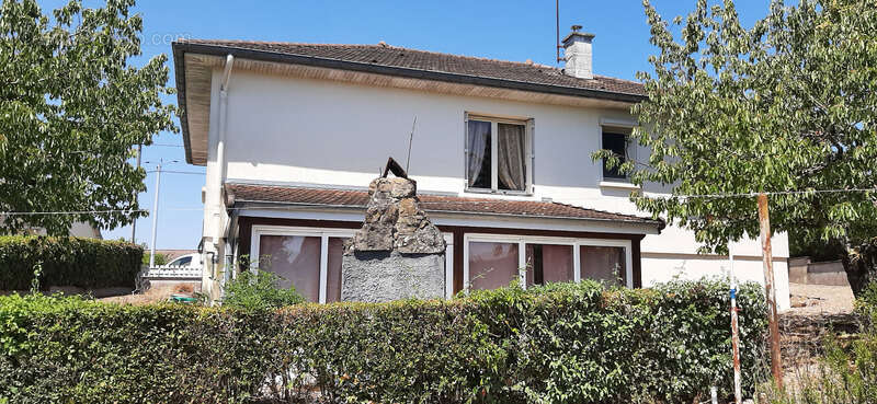 Maison à GUEUGNON