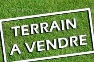 Terrain à ENTRAMMES