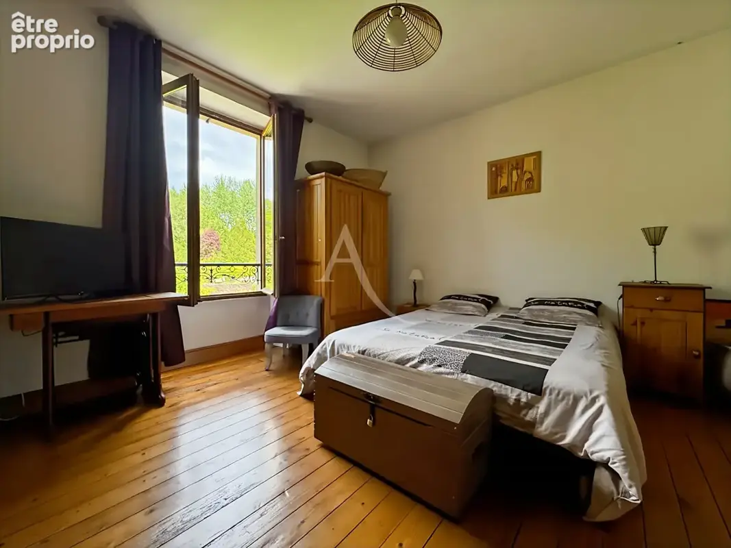 Maison avec 5 chambres, grand jardin et garage - photo 9