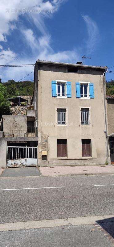 Maison à SAINT-PONS-DE-THOMIERES