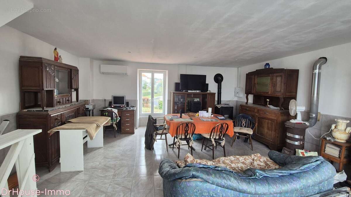 Maison à MAREUIL-SUR-LAY-DISSAIS