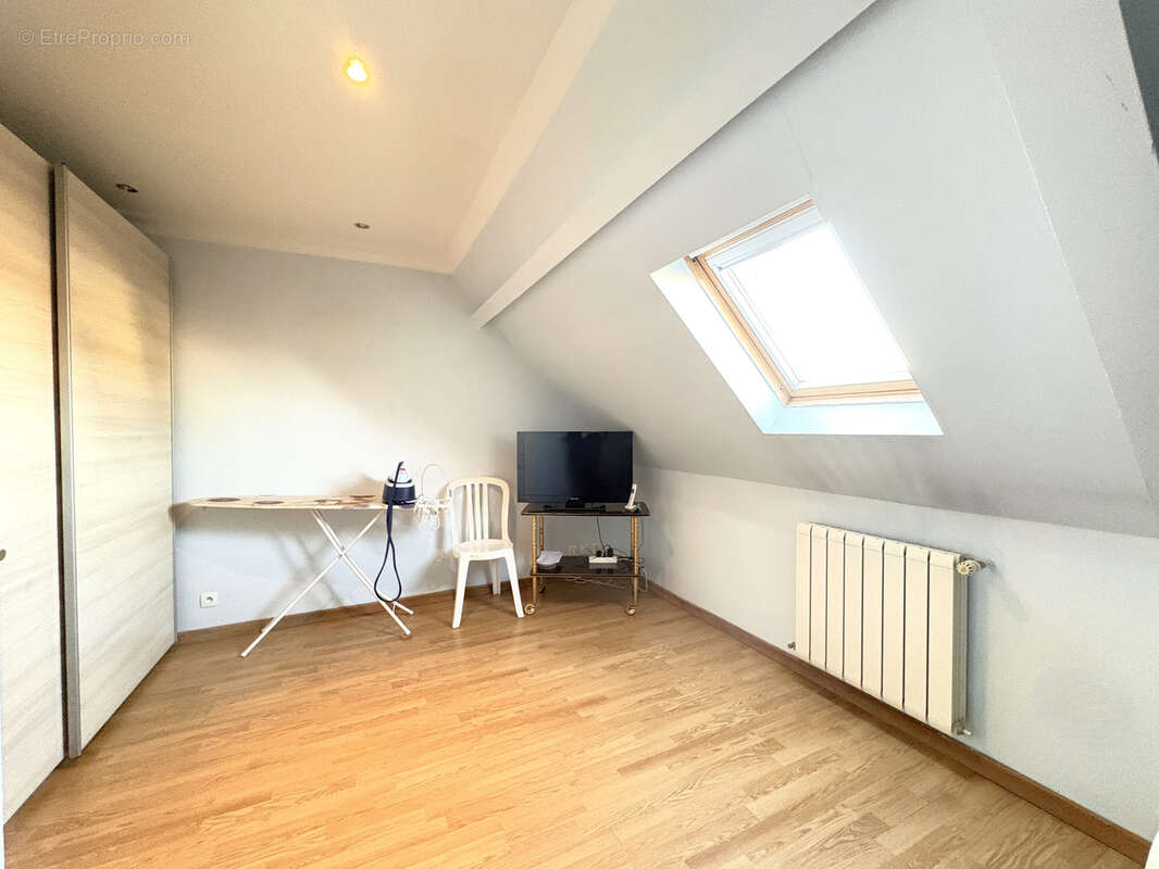 Jolie maison récente de 120 m2 au cœur d'Ormesson - photo 9