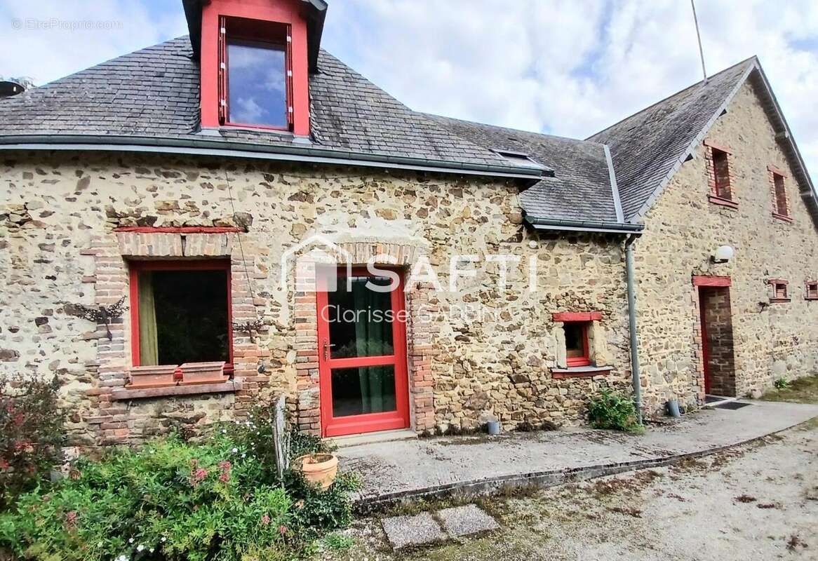 Photo 2 - Maison à LIVRE