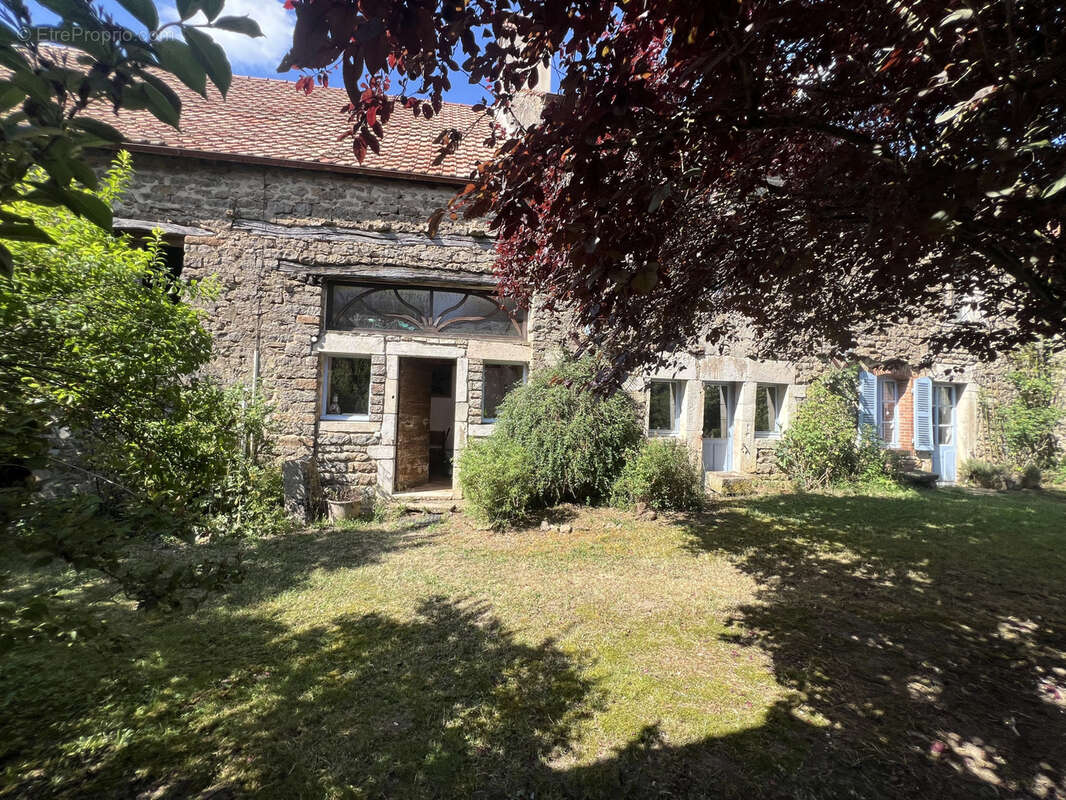 Maison à ECUTIGNY