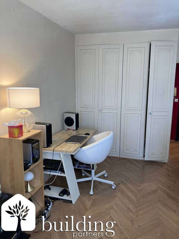 Plaine Monceau Paris 17ème - Studio 25 m² - photo 6