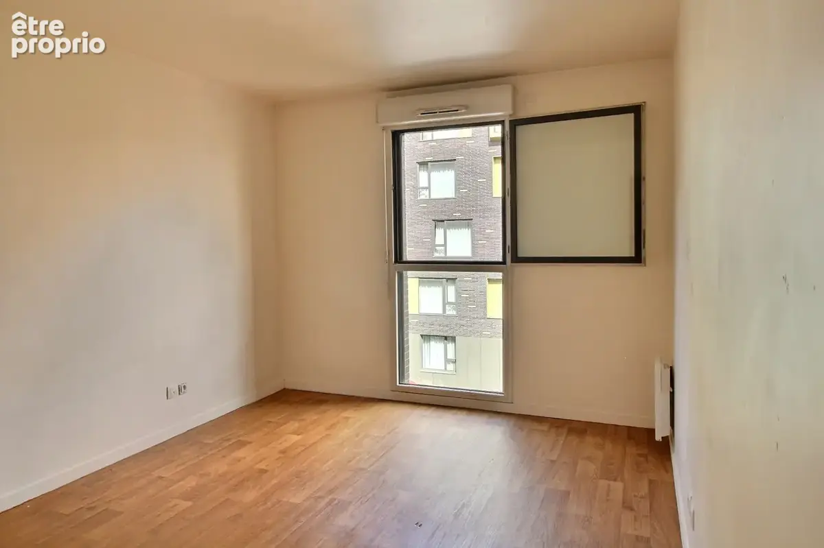 Asnières-sur-seine - 3 pièces avec balcon et vue sur parc ! - photo 6