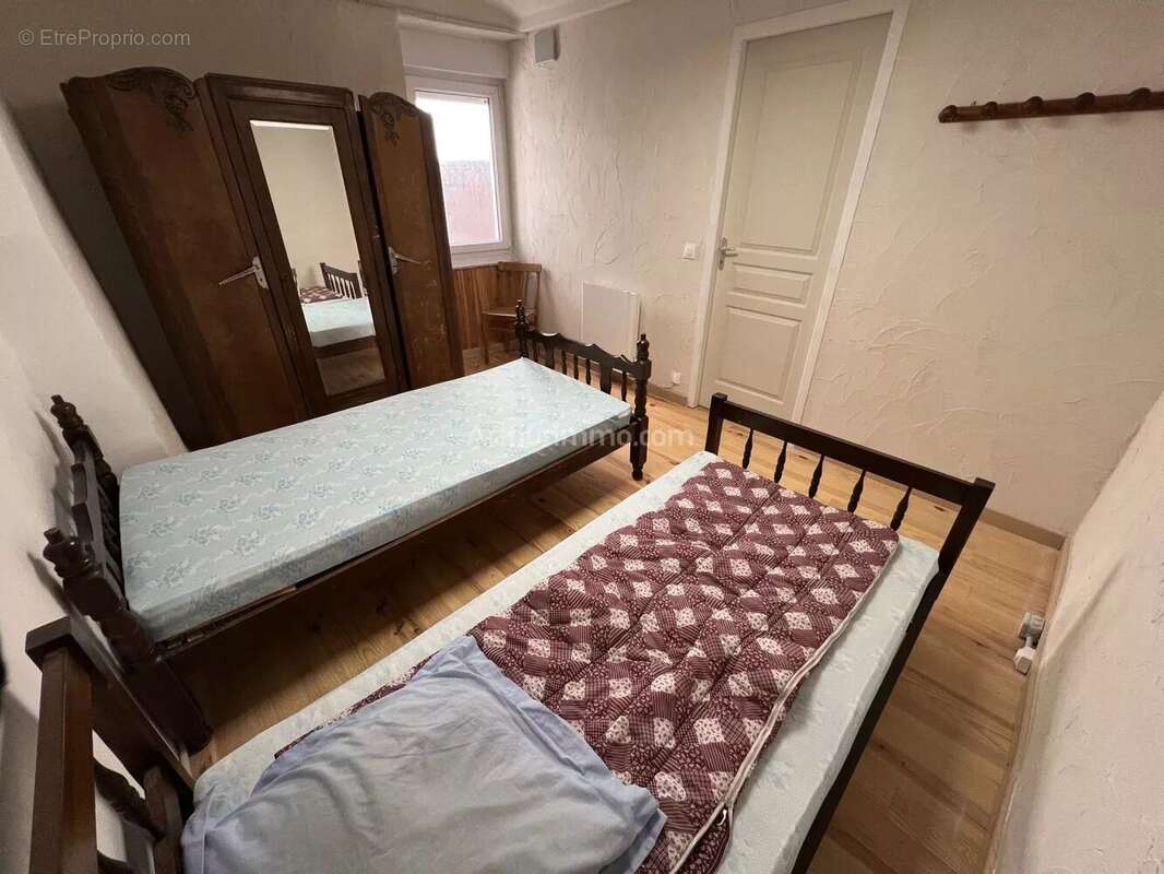 Maison à LA VACQUERIE-ET-SAINT-MARTIN-DE-CASTRIES