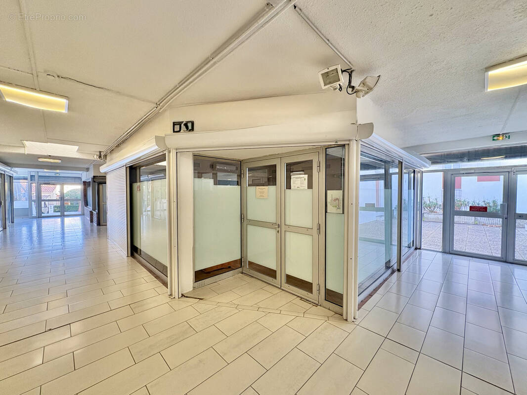 Commerce à LA SEYNE-SUR-MER