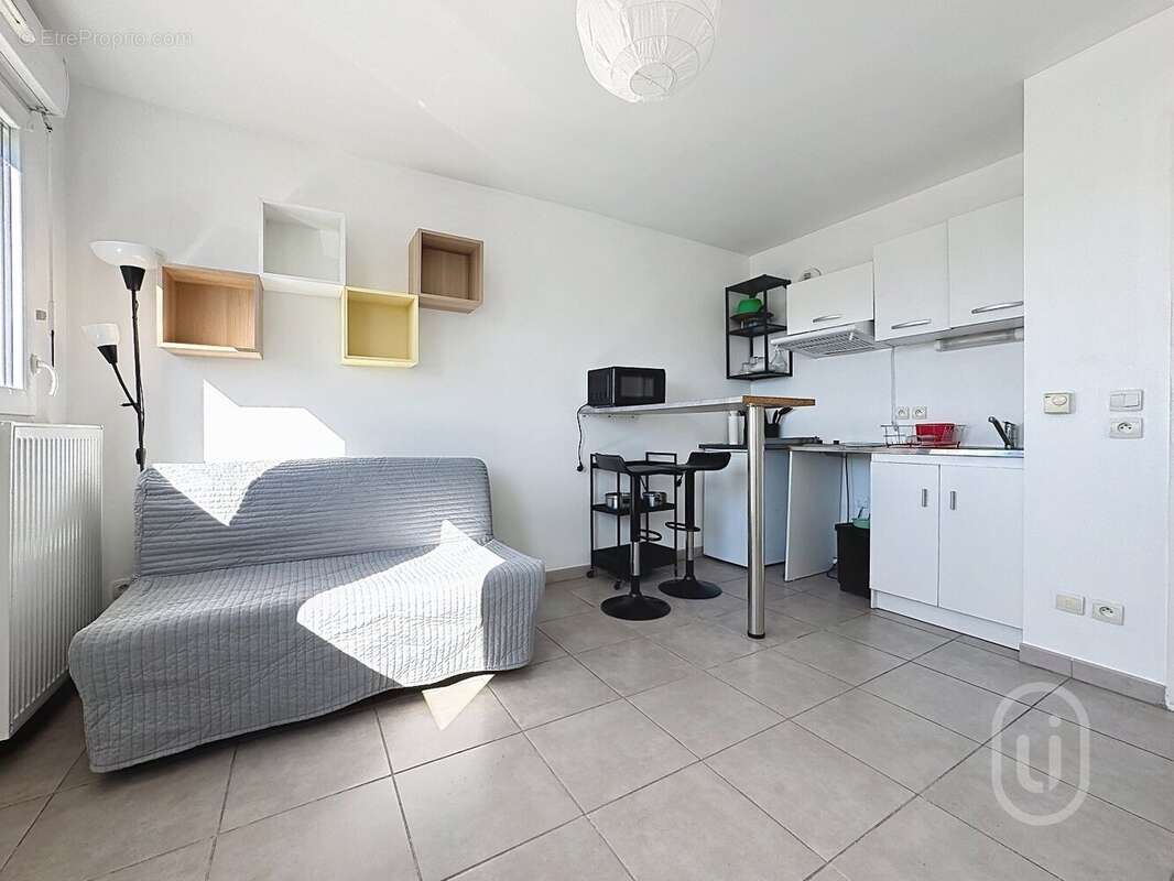 Montpellier - pres d'arenes - studio libre a la vente - photo 2