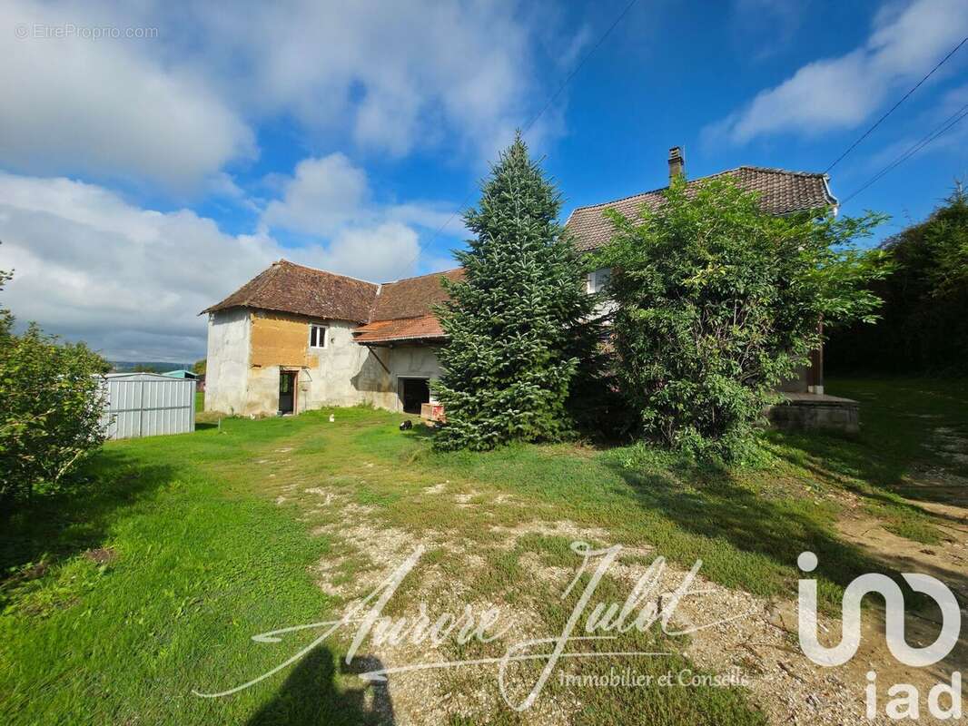 Photo 2 - Maison à ROMAGNIEU