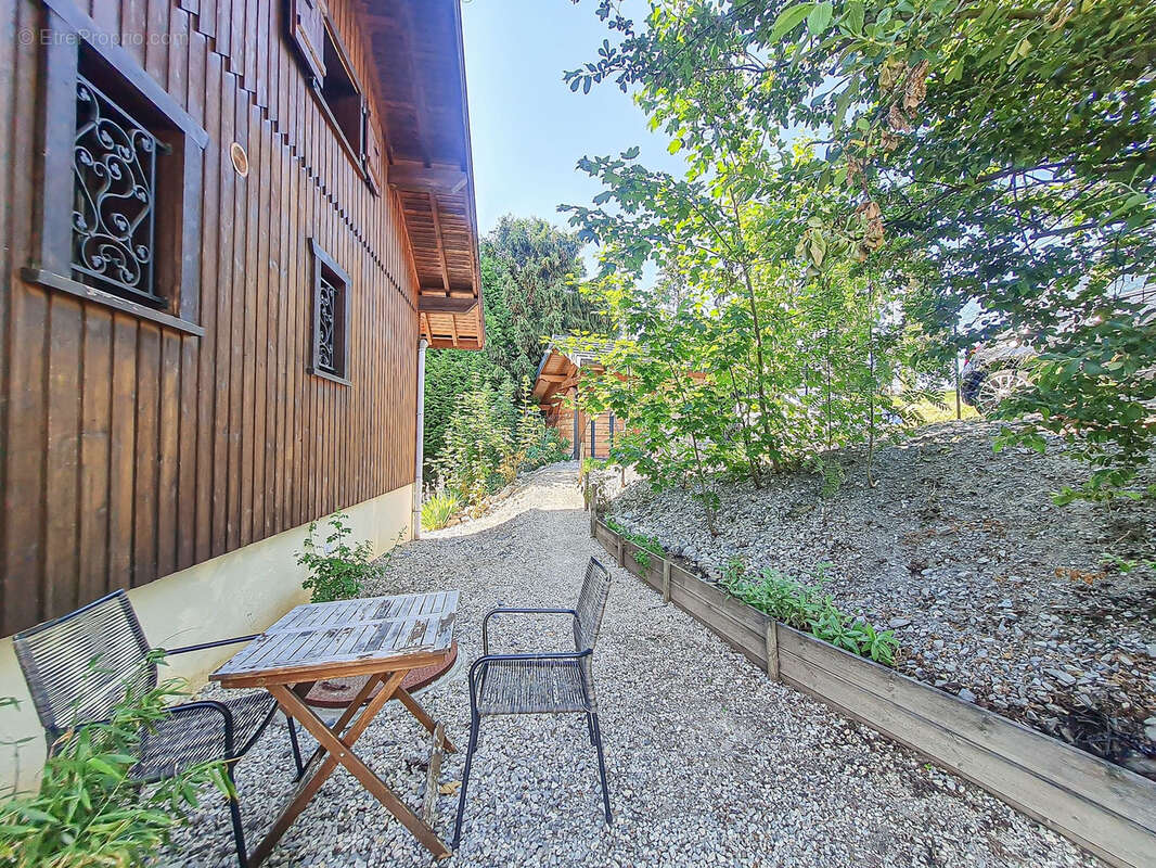 Chalet de 100m2 - parcelle de 800m2 - bogeve 74250 - photo 6