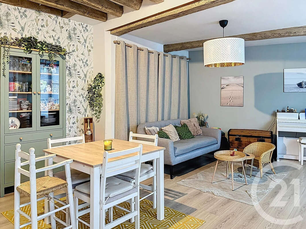 Maison à ORBAIS-L'ABBAYE