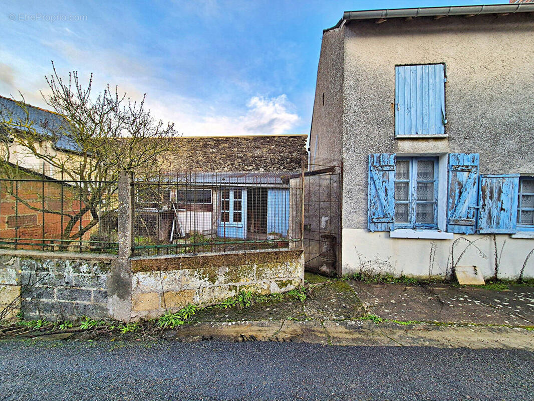 Maison à CHAVAGNES