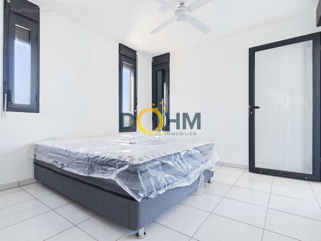 A saisir tres vite appartement st pierre centre ville - photo 2