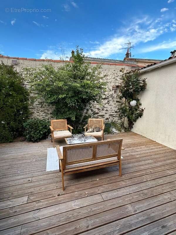 Maison à LES BROUZILS