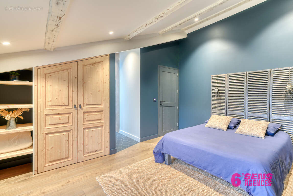 Maison à SAINT-BONNET-DE-MURE