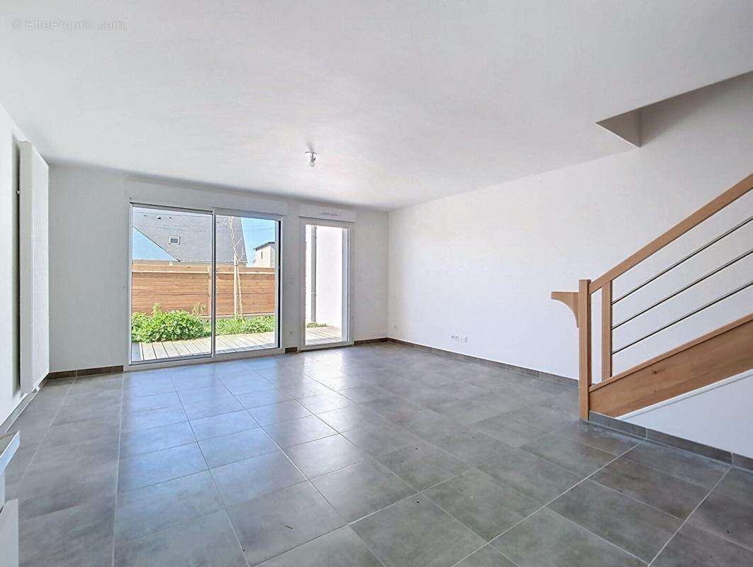 Maison à LA TURBALLE