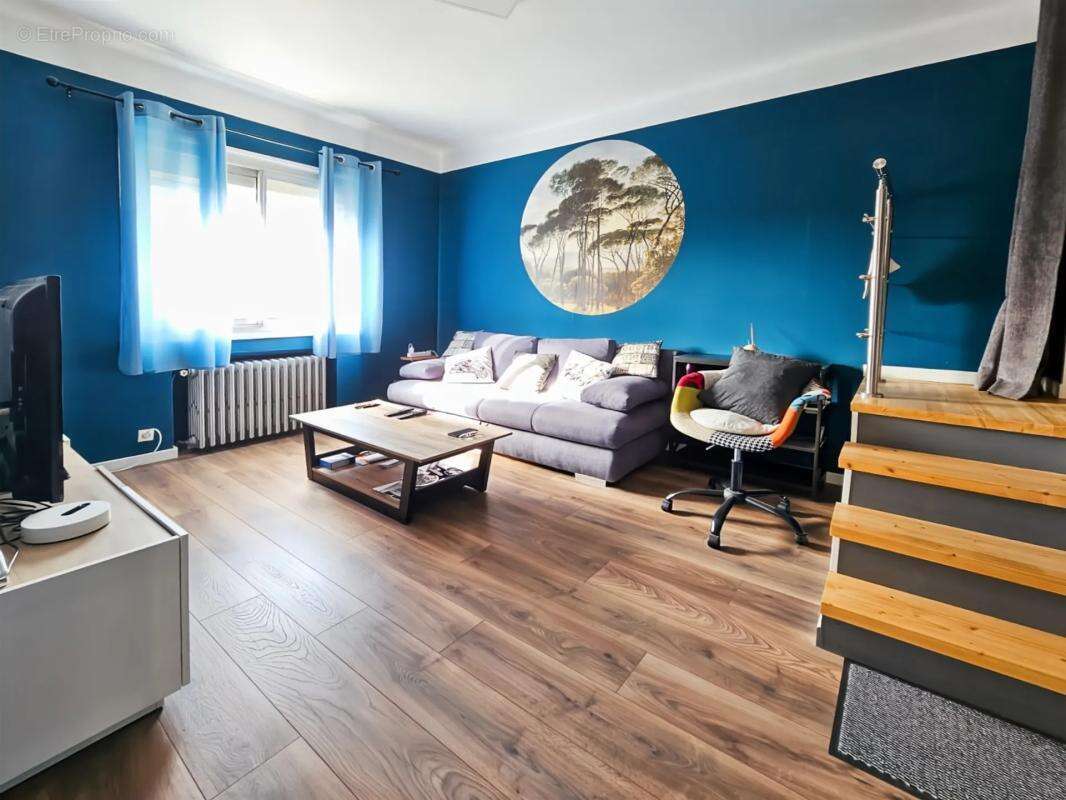 Maison à NISSAN-LEZ-ENSERUNE