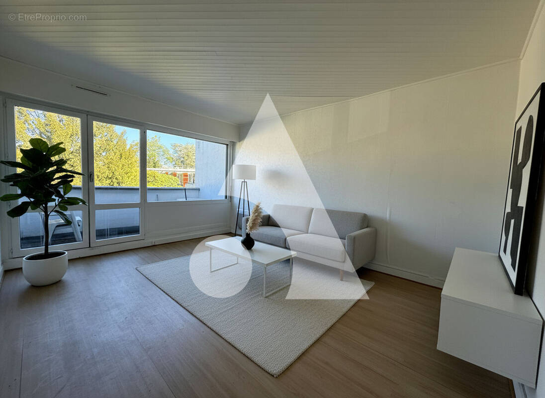Appartement à SAINT-GRATIEN