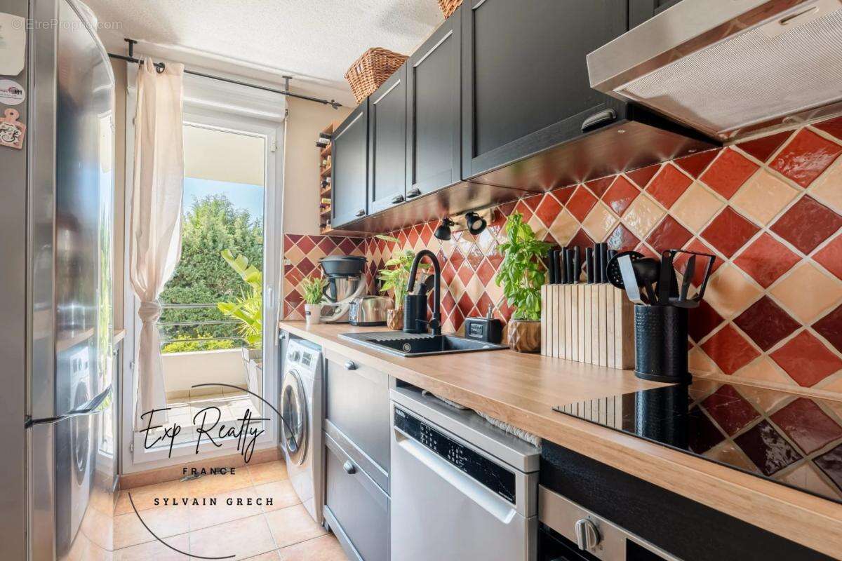 Appartement à MARSEILLE-13E