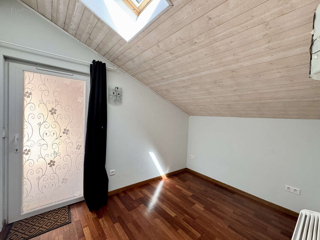 Maison à COULOMMIERS