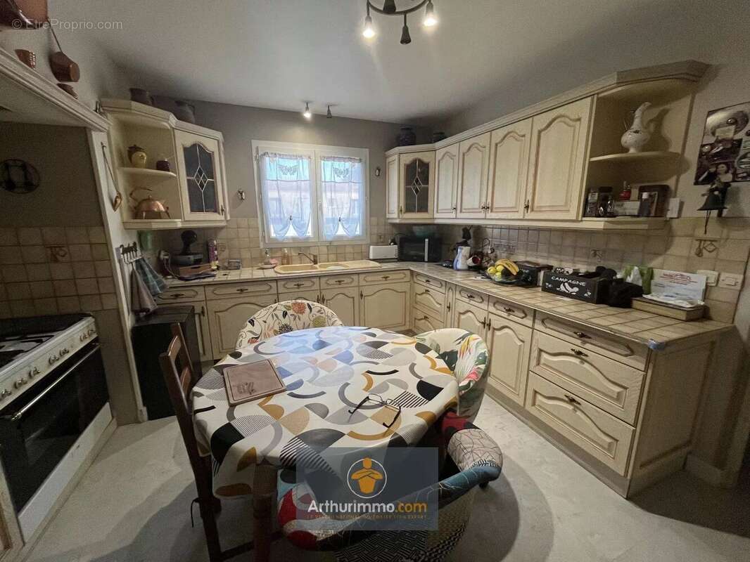 Maison à SAINT-SAUVEUR-D&#039;AUNIS