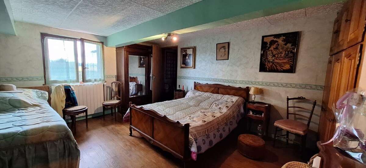 Maison à TRIE-SUR-BAISE