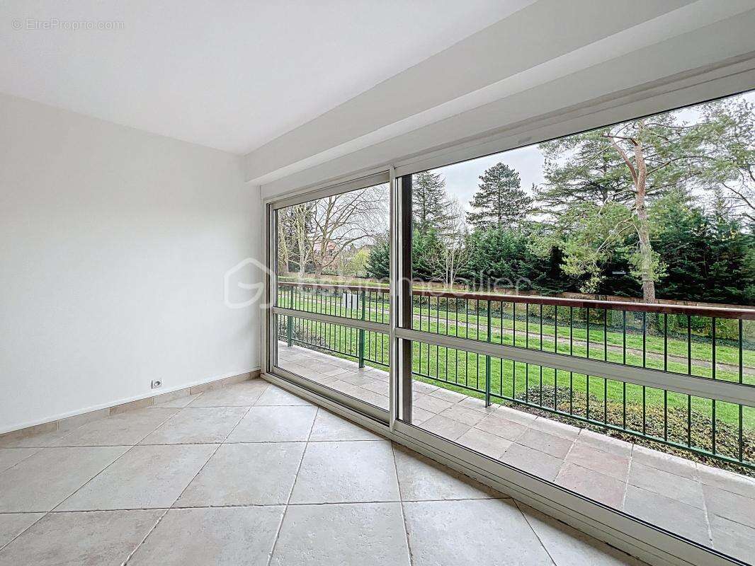 Appartement à SOISY-SUR-SEINE