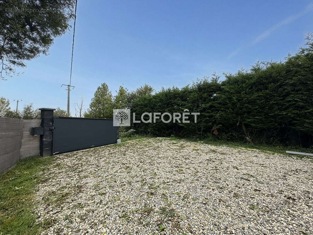 Maison à SAINT-TRIVIER-SUR-MOIGNANS