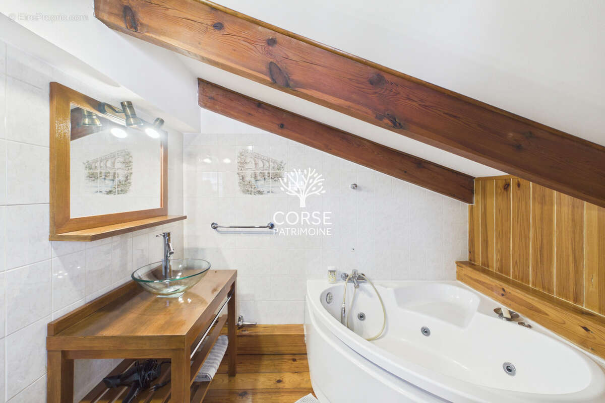 Maison de 160m2 à Porto-Vecchio - photo 16