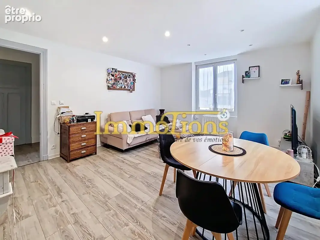 Appartement centre ST MARCELLIN - photo 2
