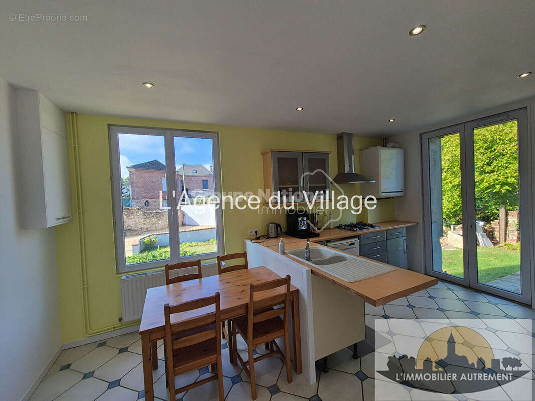 Maison à SAINTE-GENEVIEVE