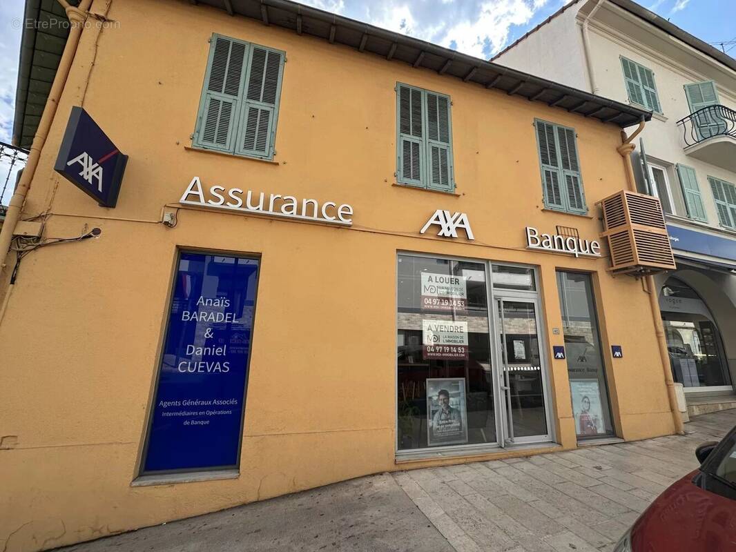 Appartement à SAINT-LAURENT-DU-VAR