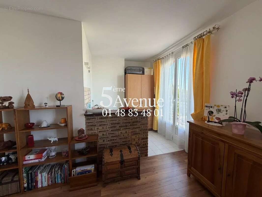 Appartement à SAINT-MAUR-DES-FOSSES