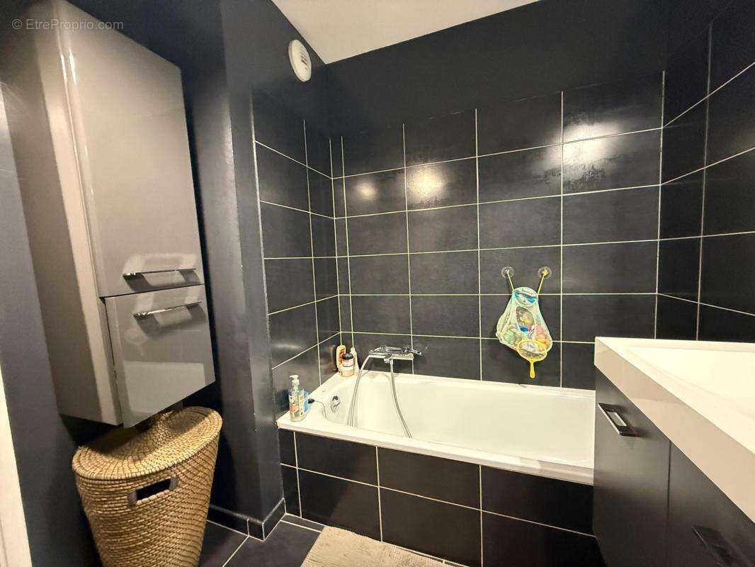 Appartement à DOUVAINE