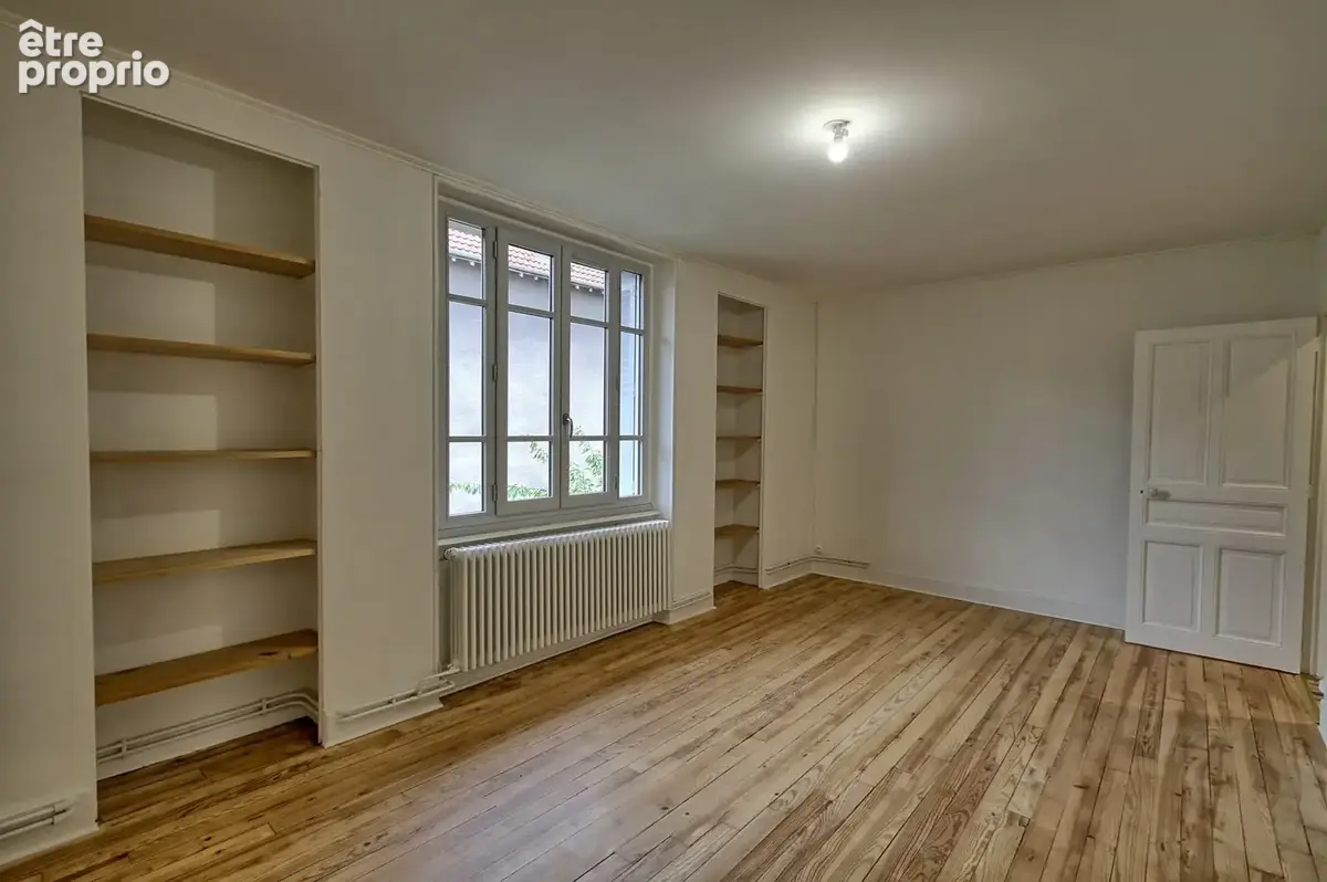Appartement 4 pièces 82 m² à vendre à Clermont-Ferrand (63000) - photo 3