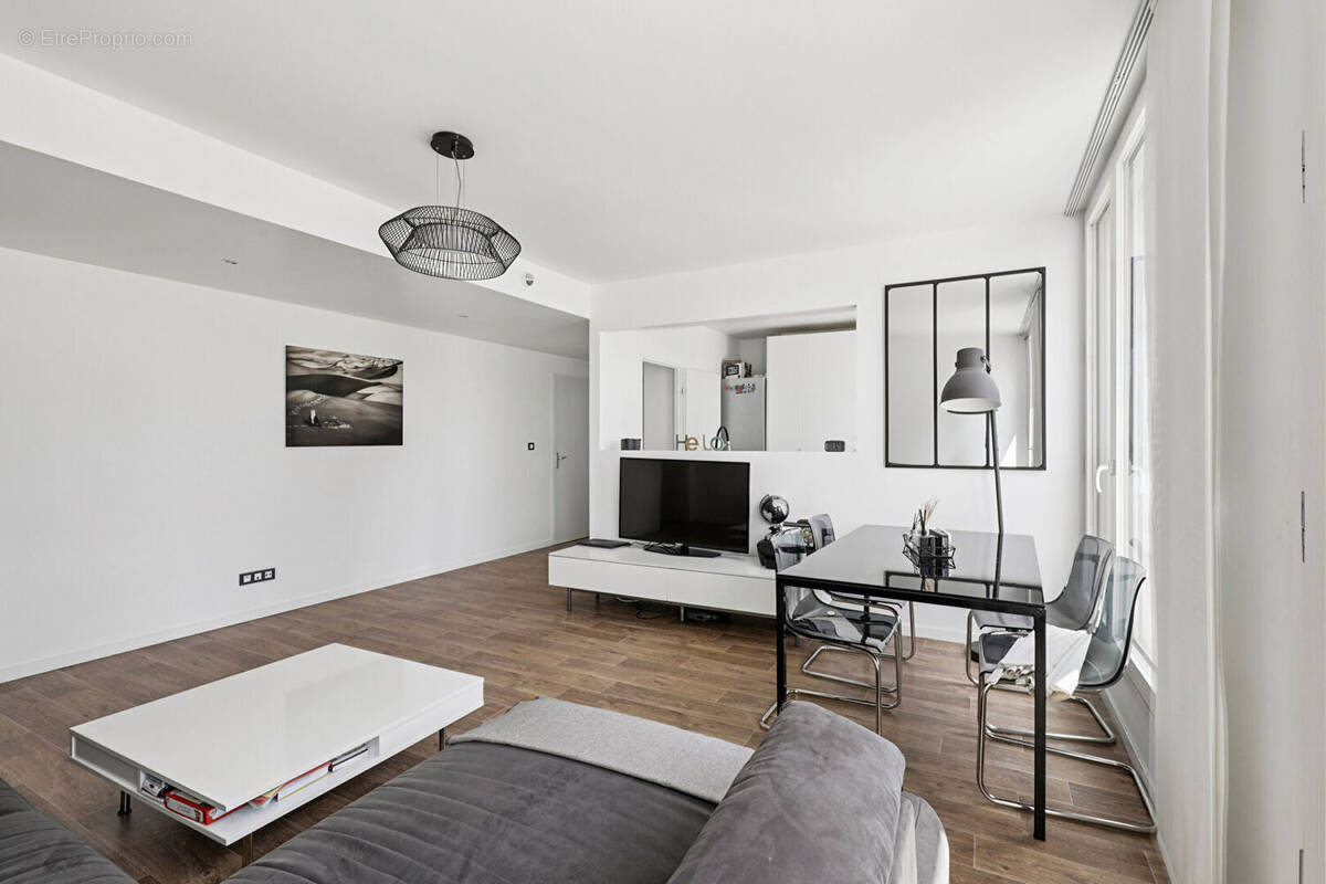 Appartement à NANTERRE
