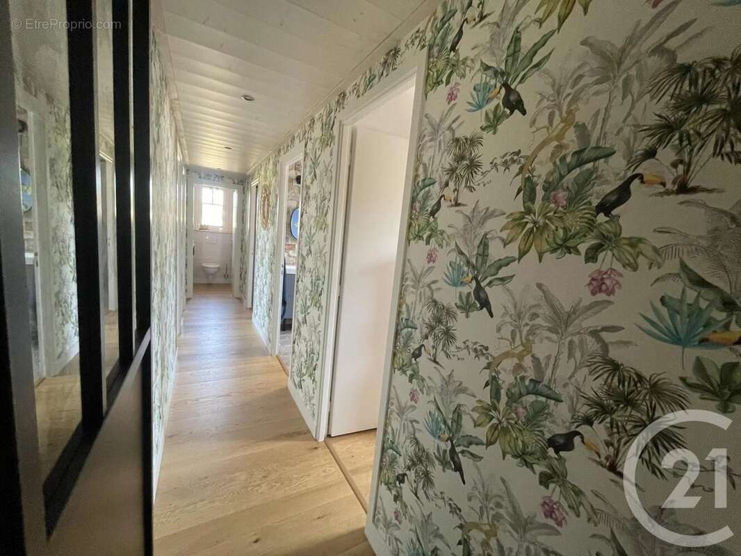 Maison à LE PERRIER