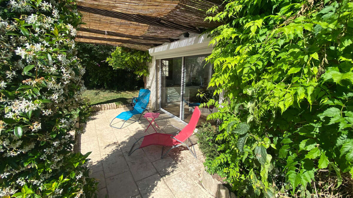 Maison à TONNAY-CHARENTE